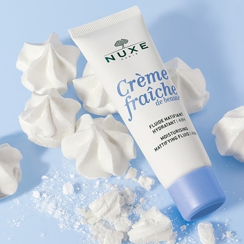 Creme Fraiche de Beauté Moisturising Mattifying Fluid - Zmatňujúci a hydratačný pleťový fluid
